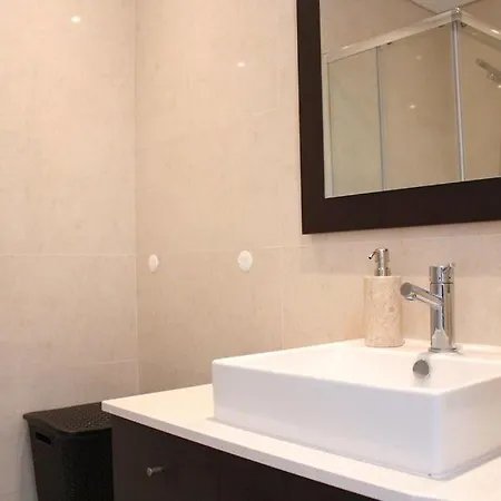 아파트 Damaia 아마도라